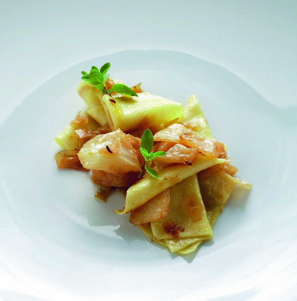 Austrian cabbage and noodles with herbs and beer vinegar