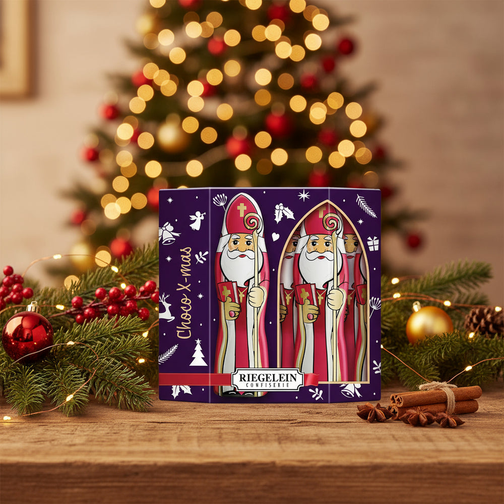 Riegelein St. Nicholas chocolate gift box in a Christmas scene
