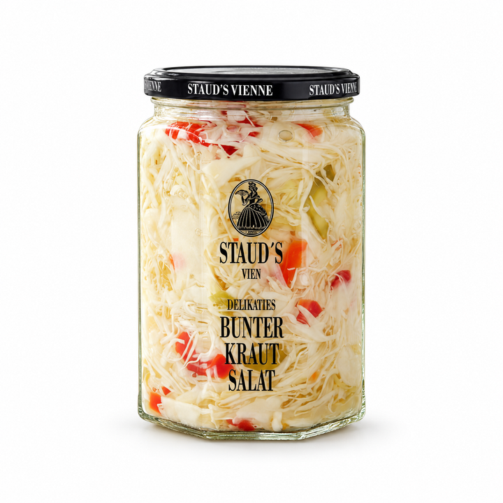 Staud's cabbage salad, 314 ml jar on white