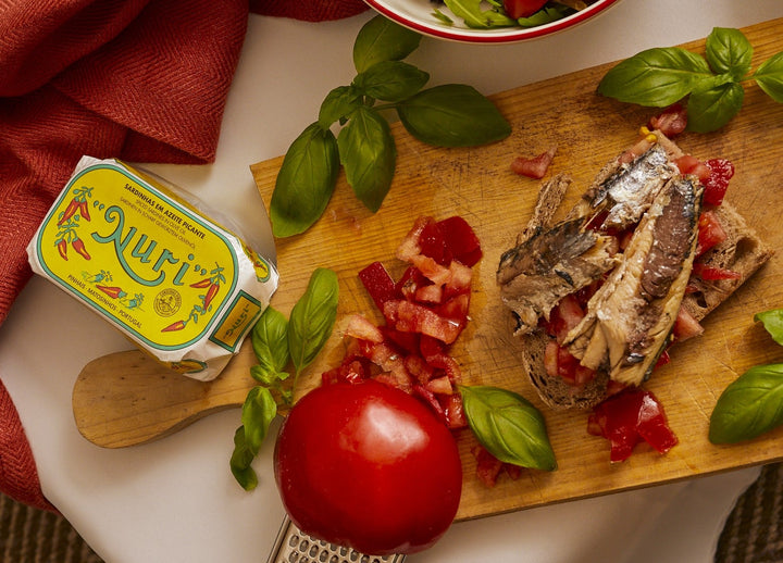 Nuri Sardines in Tomato Sauce
