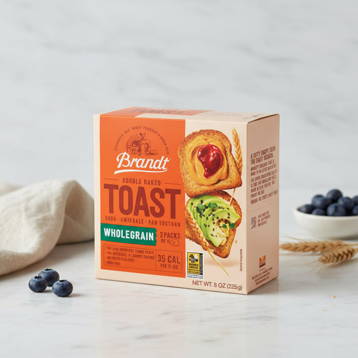Brandt wholegrain toast, 225 g box with blueberries