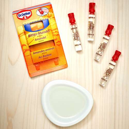Dr. Oetker Bitter Almond Aroma